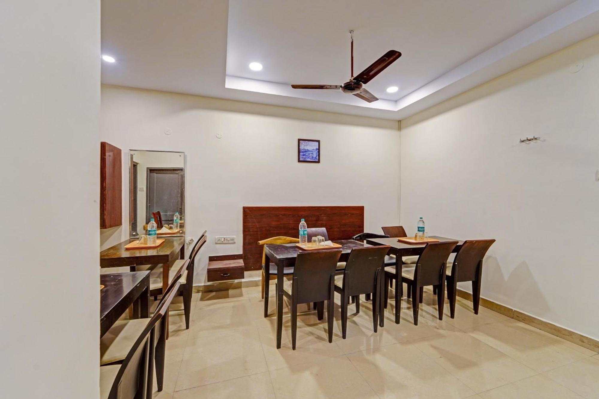 Super Townhouse G Silver Hotels Mount Road Chennai Eksteriør bilde