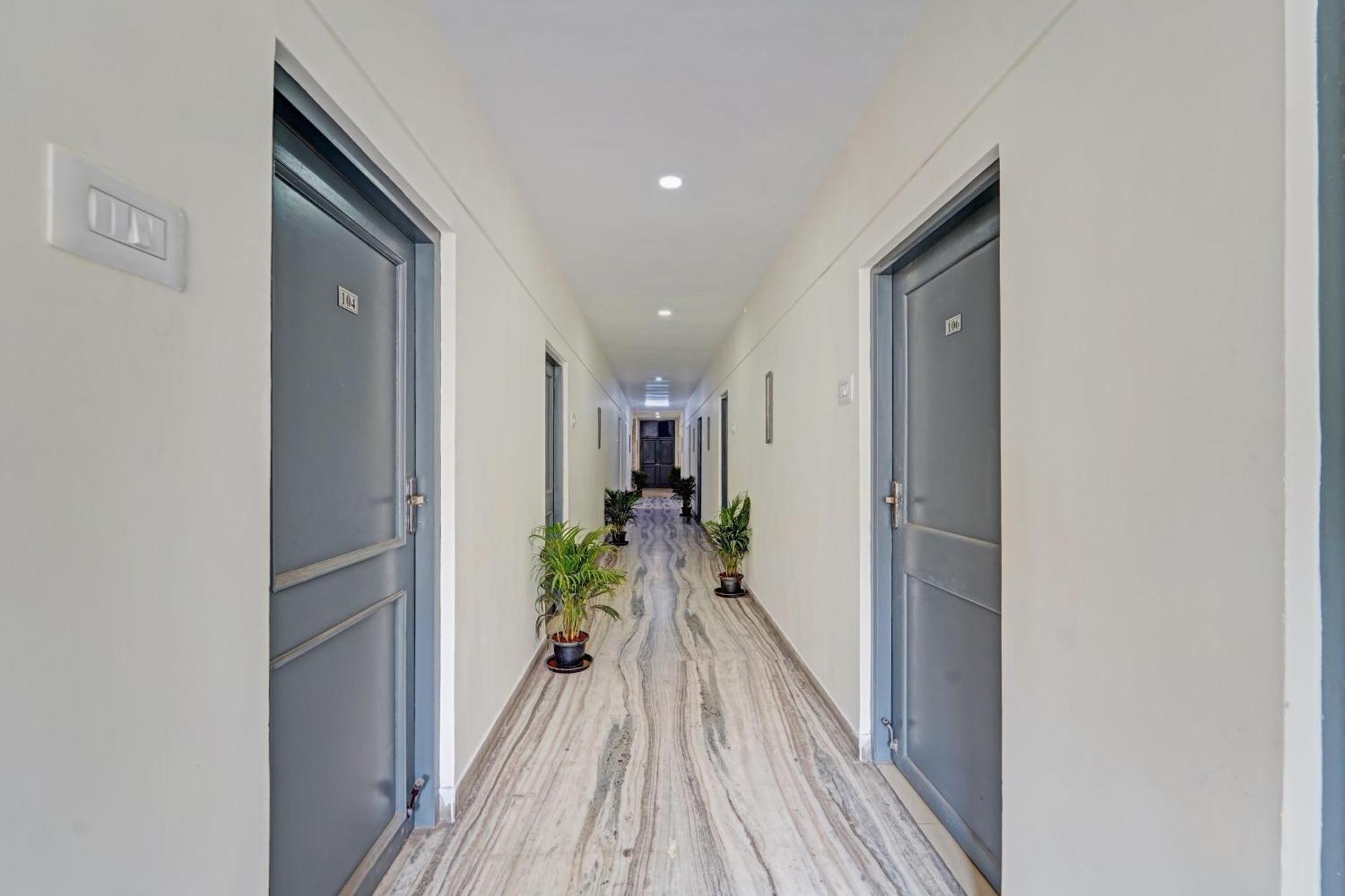 Super Townhouse G Silver Hotels Mount Road Chennai Eksteriør bilde